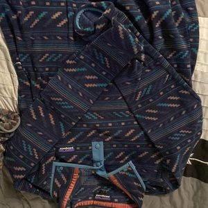 Patagonia fleece pullover size large worn twice